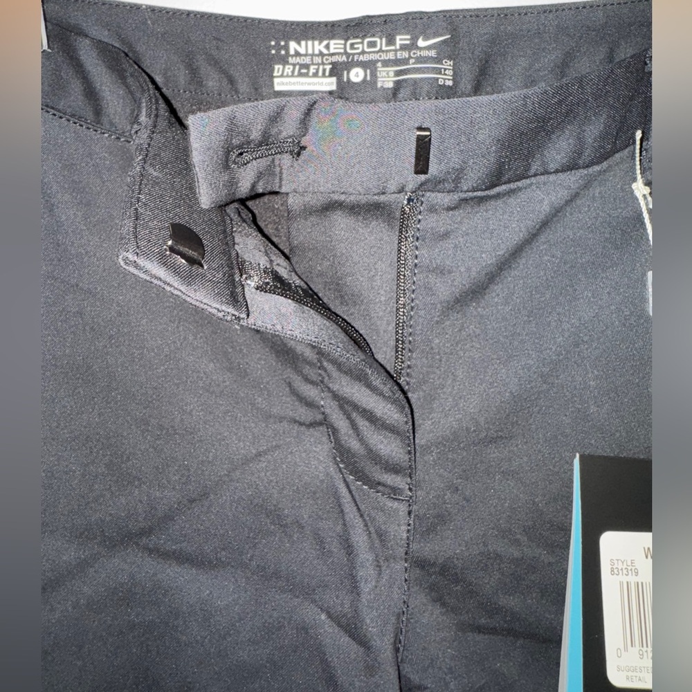 Nike Golf Dri Fit Black‎ Bermuda Shorts Stay Cool Performance Size 4 - Picture 3 of 13